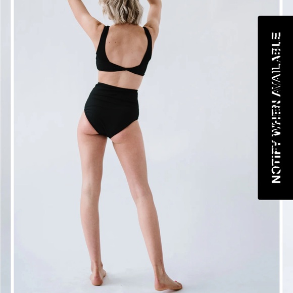 Black Ribbed bikini top - Picture 3 of 6